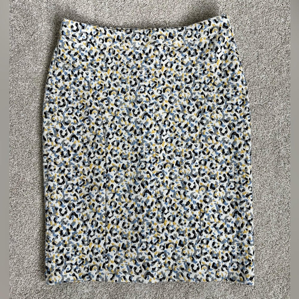 Anthropologie Maeve Pattern Skirt Large Stretchy and Soft😮💨 L - Picture 4 of 7